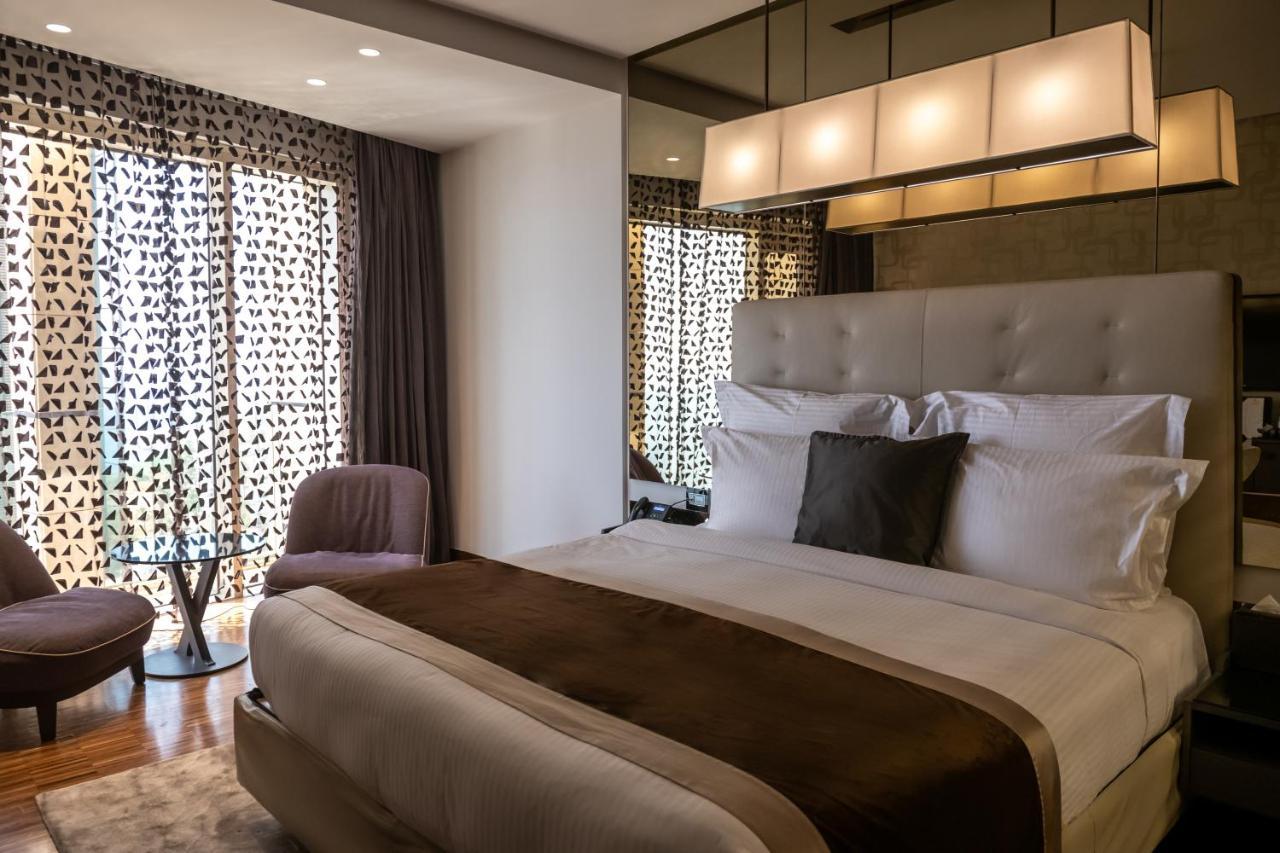 Отель Lancaster Plaza 5*