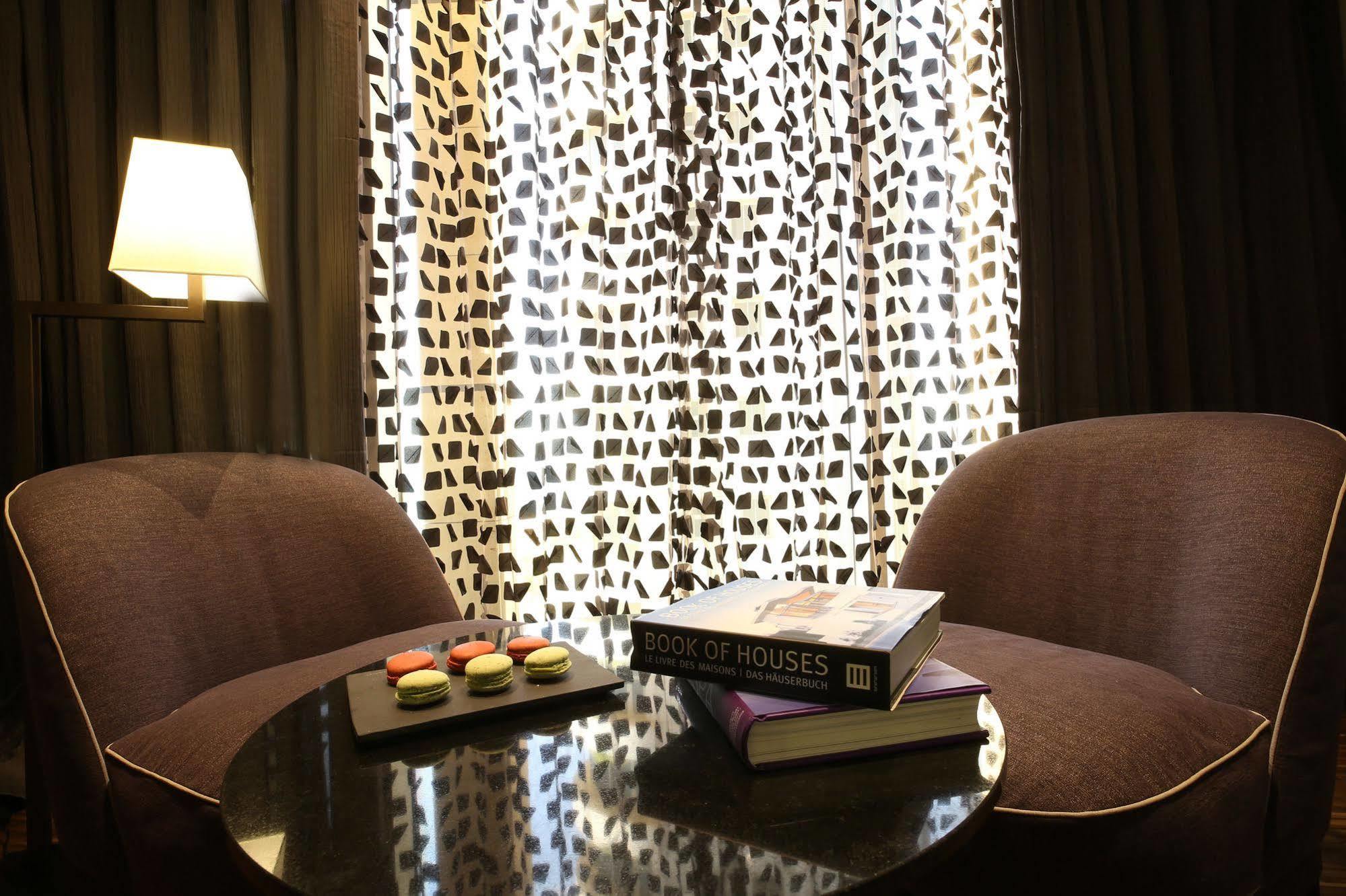 Lancaster Plaza 5*